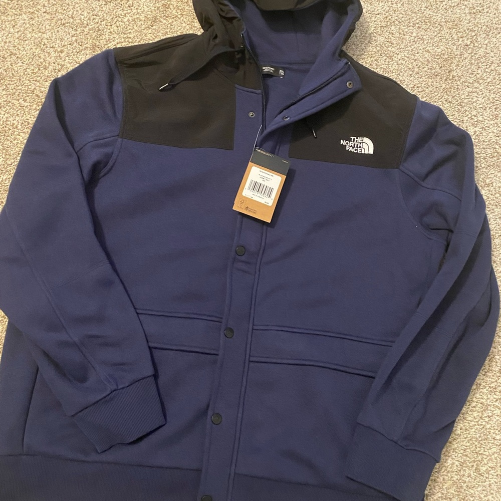 NWT MENS NORTH FACE JACKET